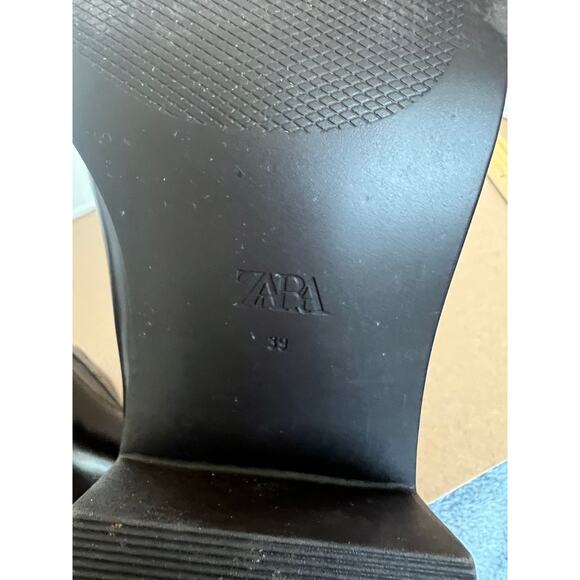 Zara Chelsea Brown Vegan Buckle Detail Round Toe Pull On Ankle Boots Sz 8 - Picture 10 of 12